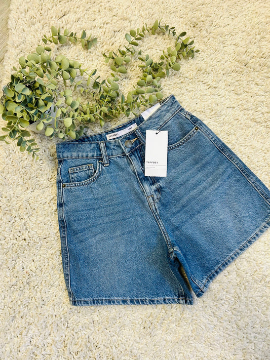 Pantalón corto Modelo Lana 37 image 0