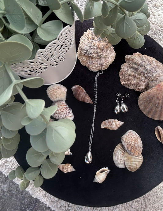 Conjunto pendientes y colgante